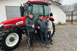 Трактор Басак. Поздравляем нового владельца в Винницкой области