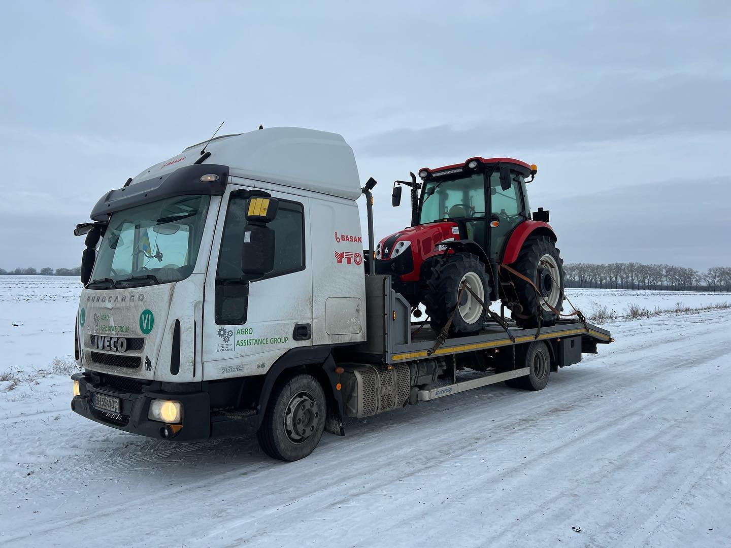 доставка трактора в Полтавську область - новий Басак