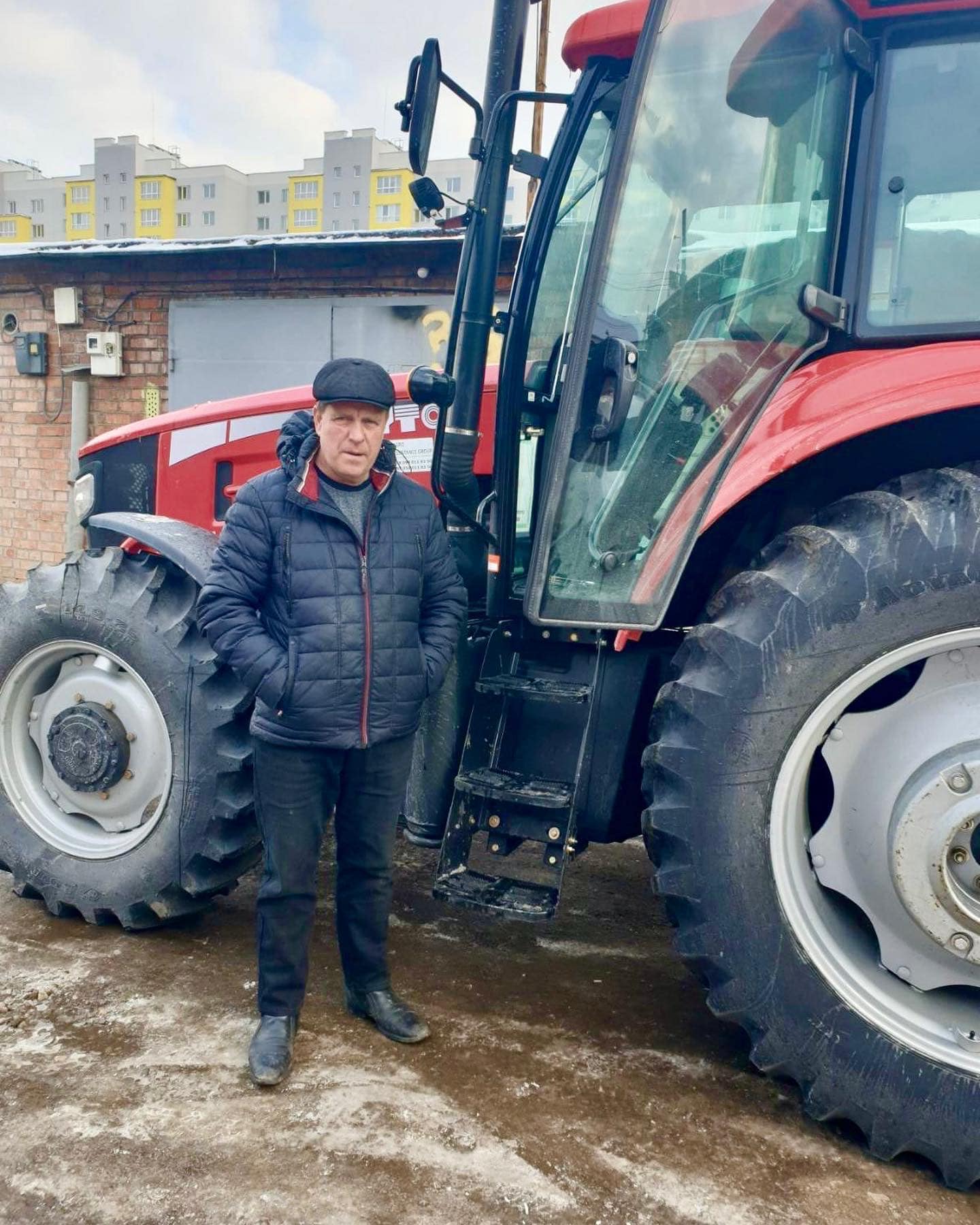 трактор Юто у Вінницькій області